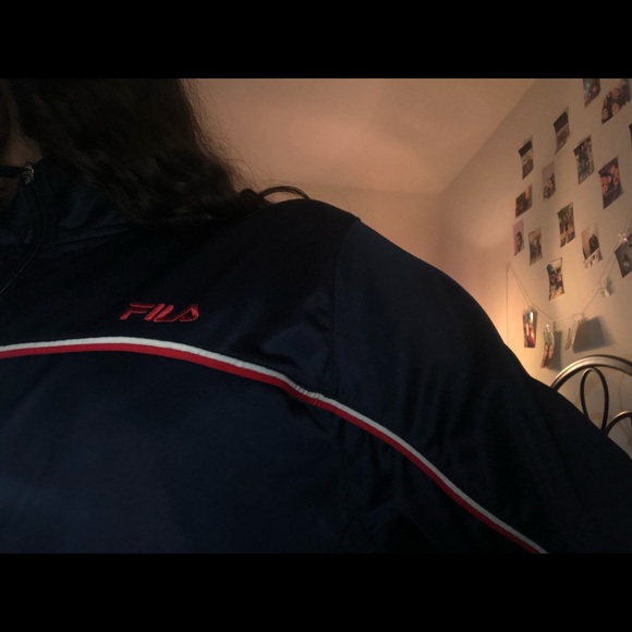 old school Filas sweater ❤️💙 - Picture 3 of 3